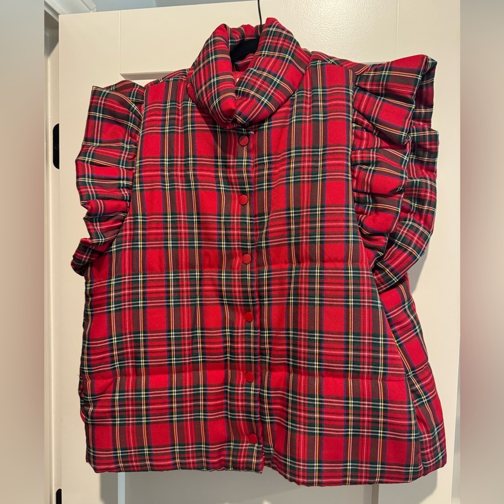 Entro Christmas Plaid Vest, ruffled detail cap sleeve. Size L